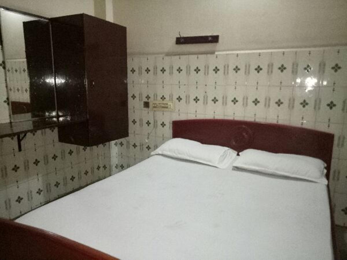 Hotel Blue Star Salem Buitenkant foto