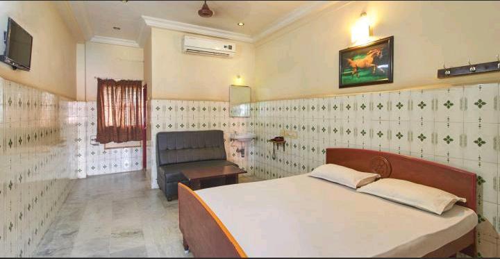 Hotel Blue Star Salem Buitenkant foto